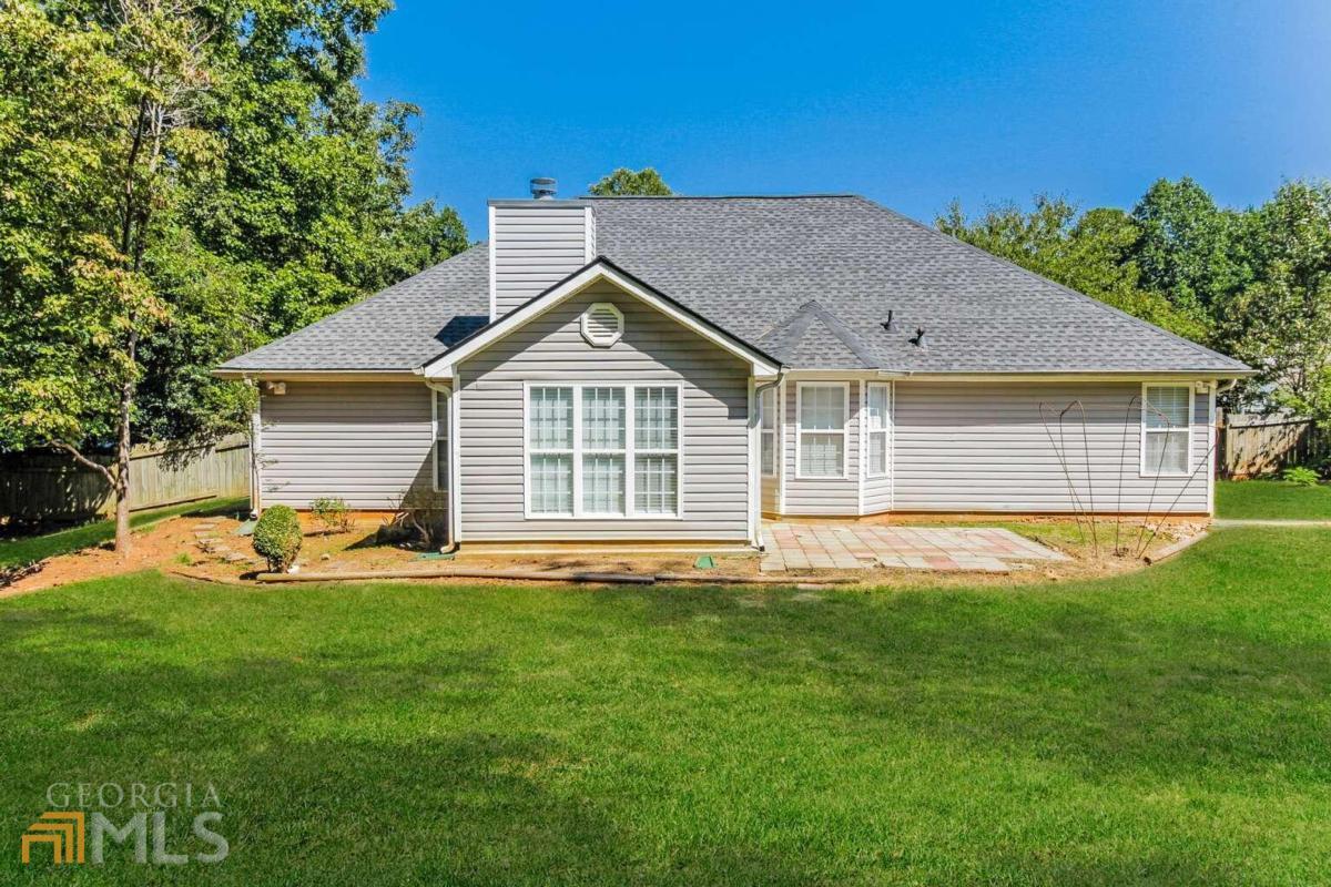 415 Paradise Crossing, Douglasville, GA 30134 House Rental in