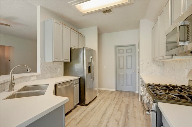 Foto del edificio - 5802 Prade Ranch Ln