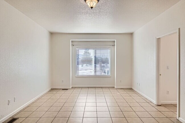 Foto del edificio - 9395 Trailside View