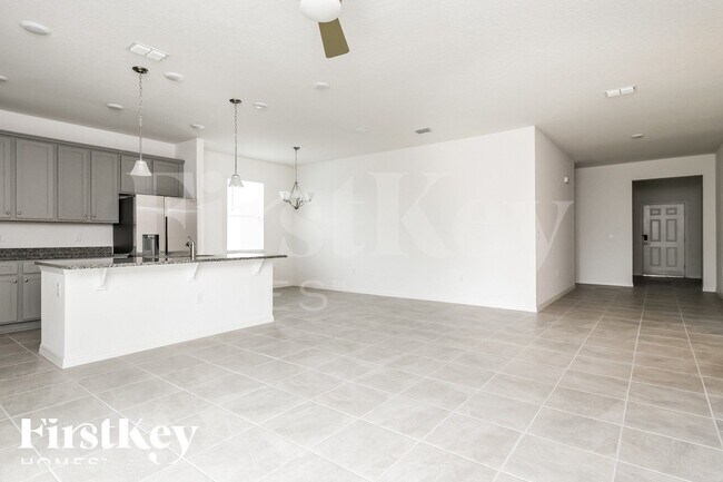 Building Photo - 1577 Isleta Lp