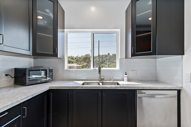 Building Photo - 4620 Eagle Rock Blvd
