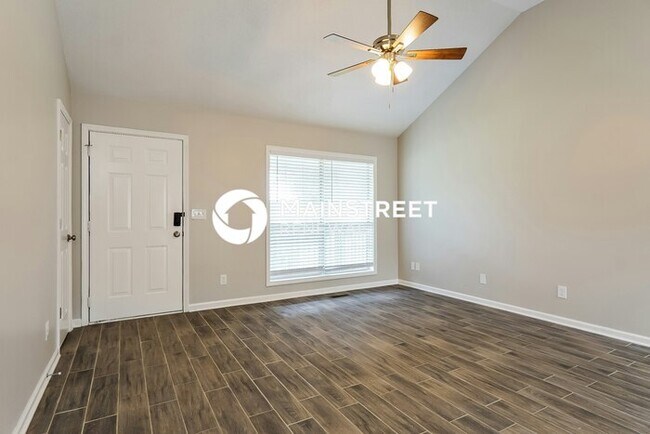 Foto del edificio - 3 Bedroom Pet-Friendly Home in MCCALLA, AL with Main Street Renewal