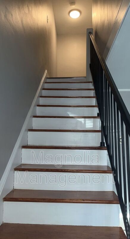 Foto del edificio - 1428 Perry Ave