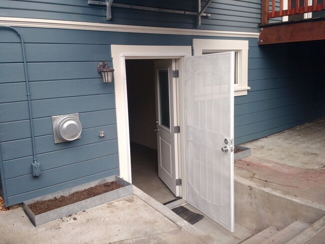 Photo - 43rd St. Duplex Apartment