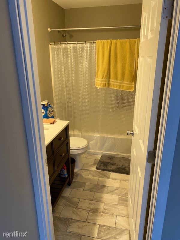 Building Photo - 1 br, 1 bath Apartment - 723 Bakewell St