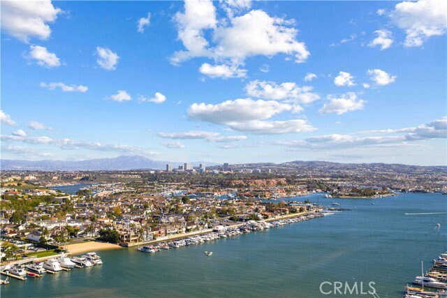 Building Photo - 2411 Bayshore Dr