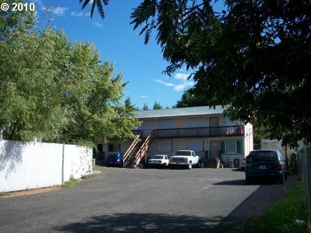 Building Photo - 261-267 NW Civil Bend Ave