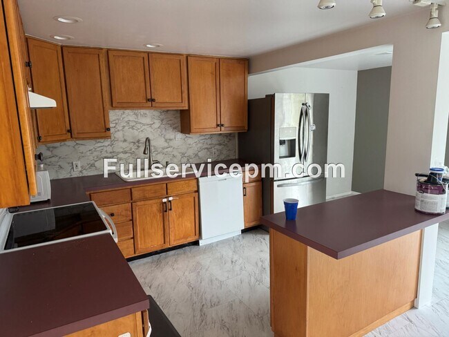 Foto del edificio - 607 106th Pl SW