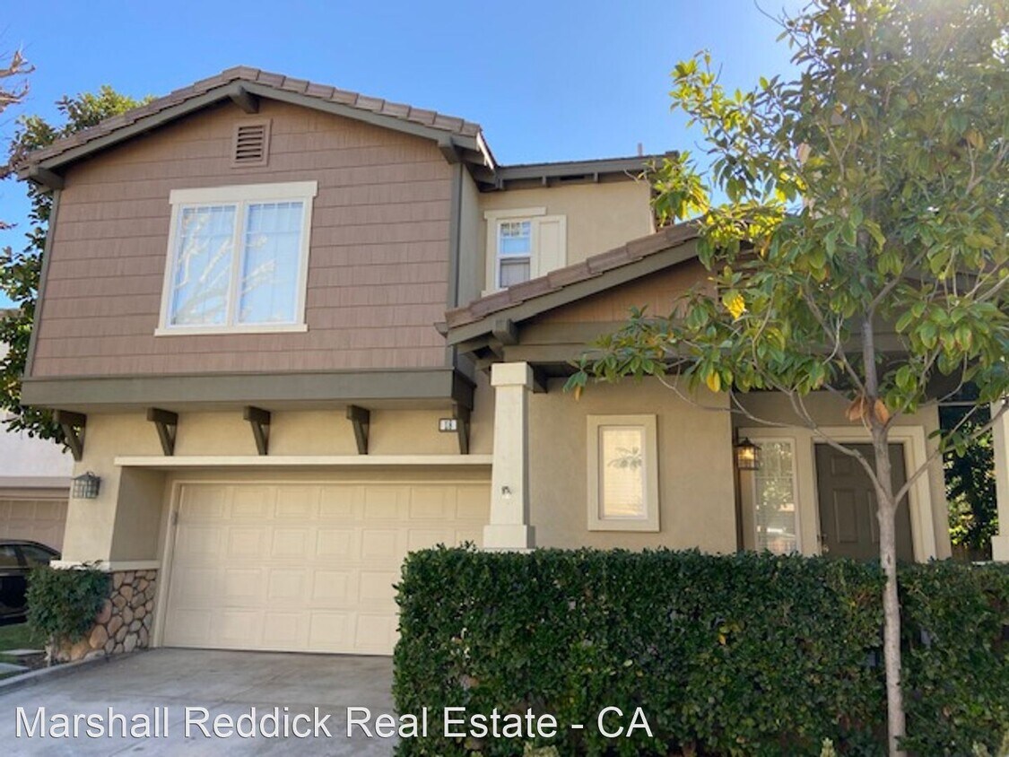 18 Half Moon Trail, Ladera Ranch, CA 92694 House Rental in Ladera