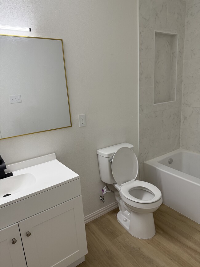 Photo - 12939 Segrest Dr House