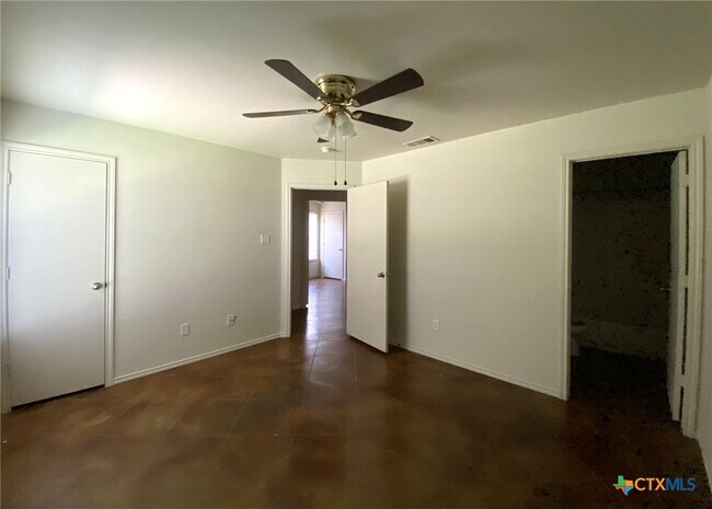 Foto del edificio - 6408 Temora Loop