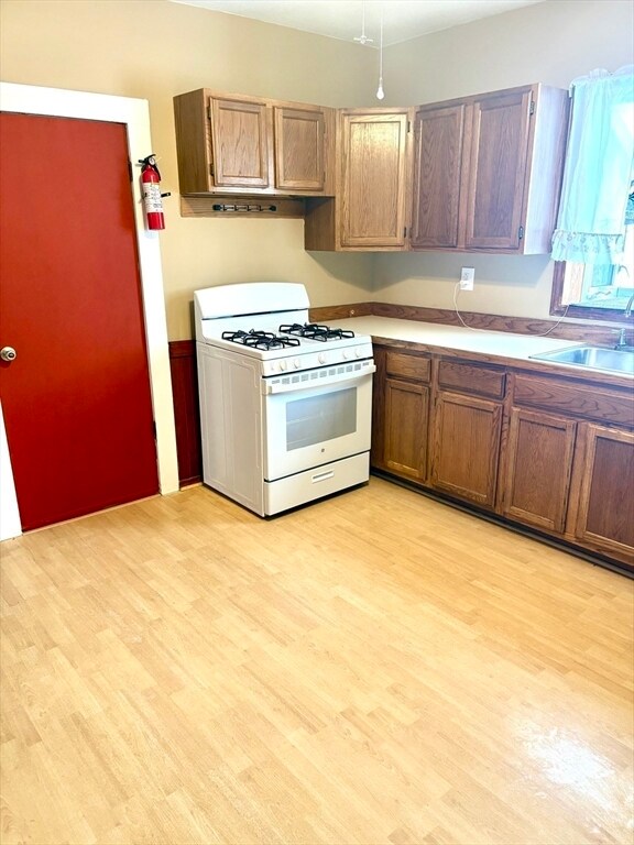 Foto del edificio - 74 Vernon St