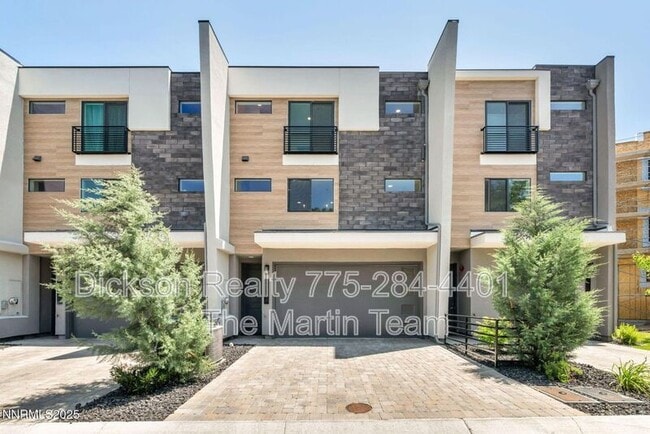 Building Photo - 557 California Ave
