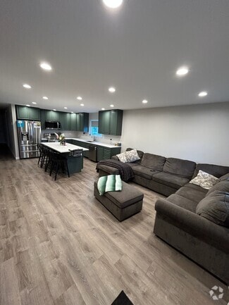Building Photo - 81 S 300 W