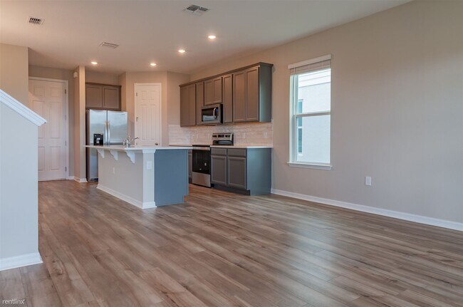 Foto del edificio - 4 br, 2.5 bath House - 14050 Frasier Street