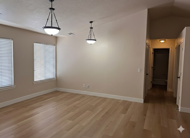 Foto del edificio - 956 W 580 S