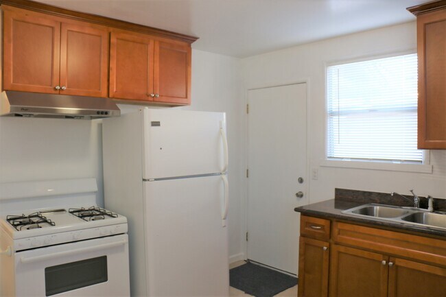 Building Photo - 1321 135th Ave