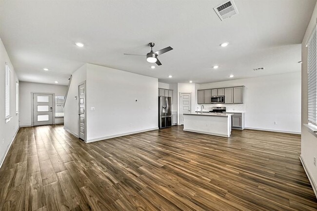 Building Photo - 109 Cupreata Ln