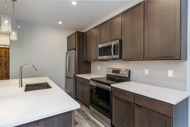 Foto del edificio - 2744 Lafayette Ave