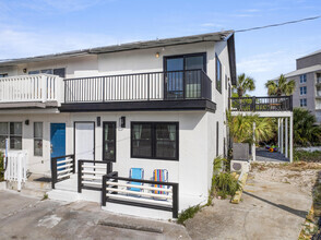 Building Photo - 32 Gulf Breeze Ct