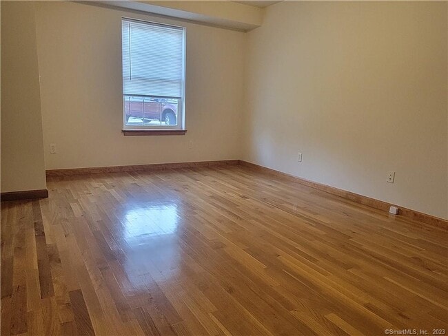 Building Photo - 21 Bellevue Ave