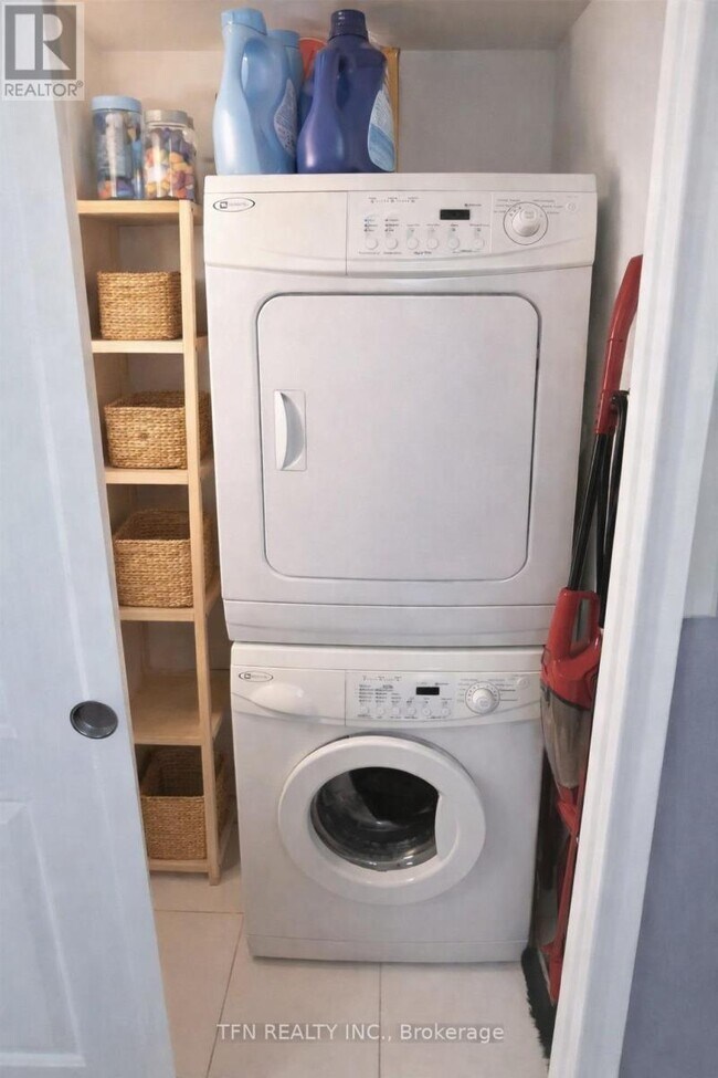 Photo du bâtiment - 30 N Park Rd