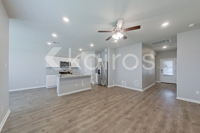 Foto del edificio - 107 Yardley Ct