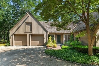 Building Photo - 7 Pipers Quarry Ln