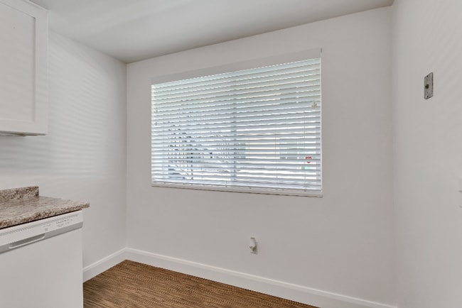 Foto del edificio - 2115 E 3300 S