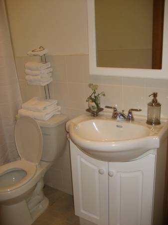 Primary Photo - 415 Ocean Blvd