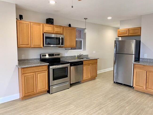 Kitchen - 5439 Penn Ave