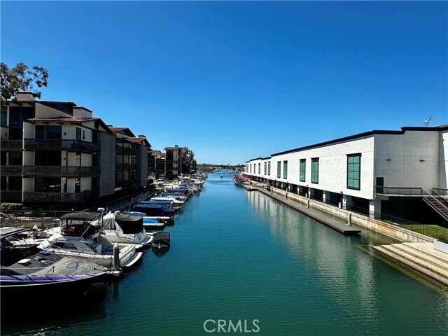 Foto del edificio - 7212 Marina Pacifica Dr N