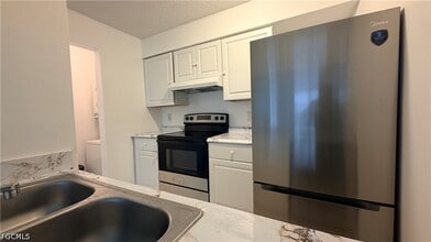 Building Photo - 3407 Winkler Ave
