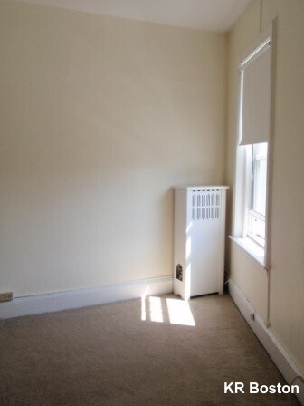 Foto del edificio - 1213 Beacon St