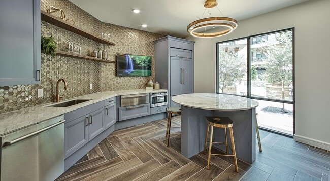 Foto del edificio - 2900 N Braeswood Blvd