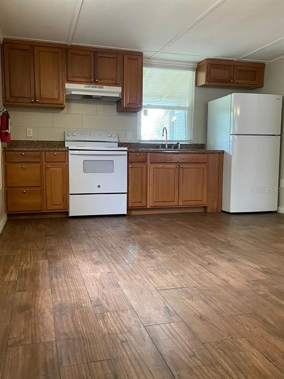 30 LAKESIDE AVENUE C, UMATILLA, FL 32784 House Rental in UMATILLA