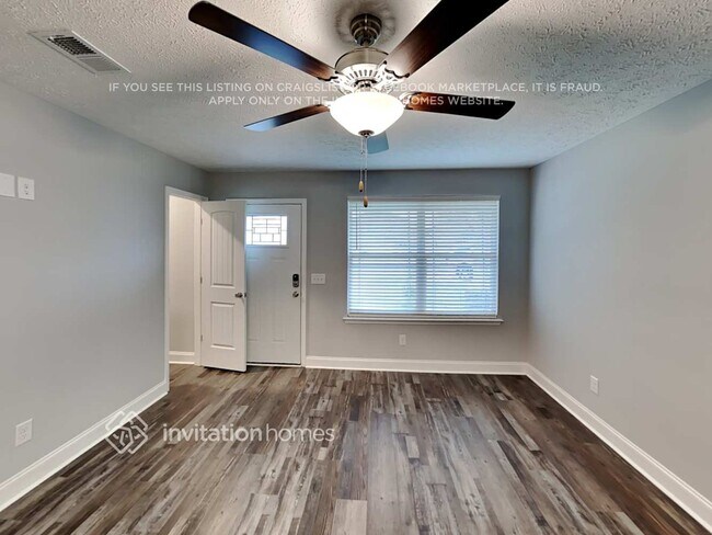 Foto del edificio - 838 Cedar Ln