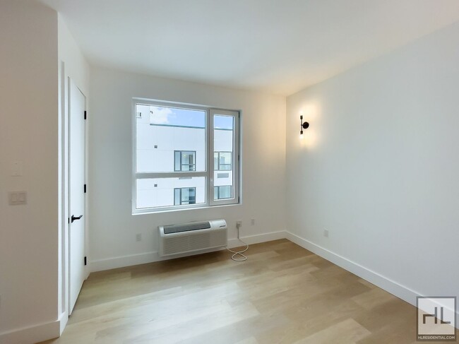 Foto del edificio - Crown Heights / Sunlit Studio 1-Bath / New...