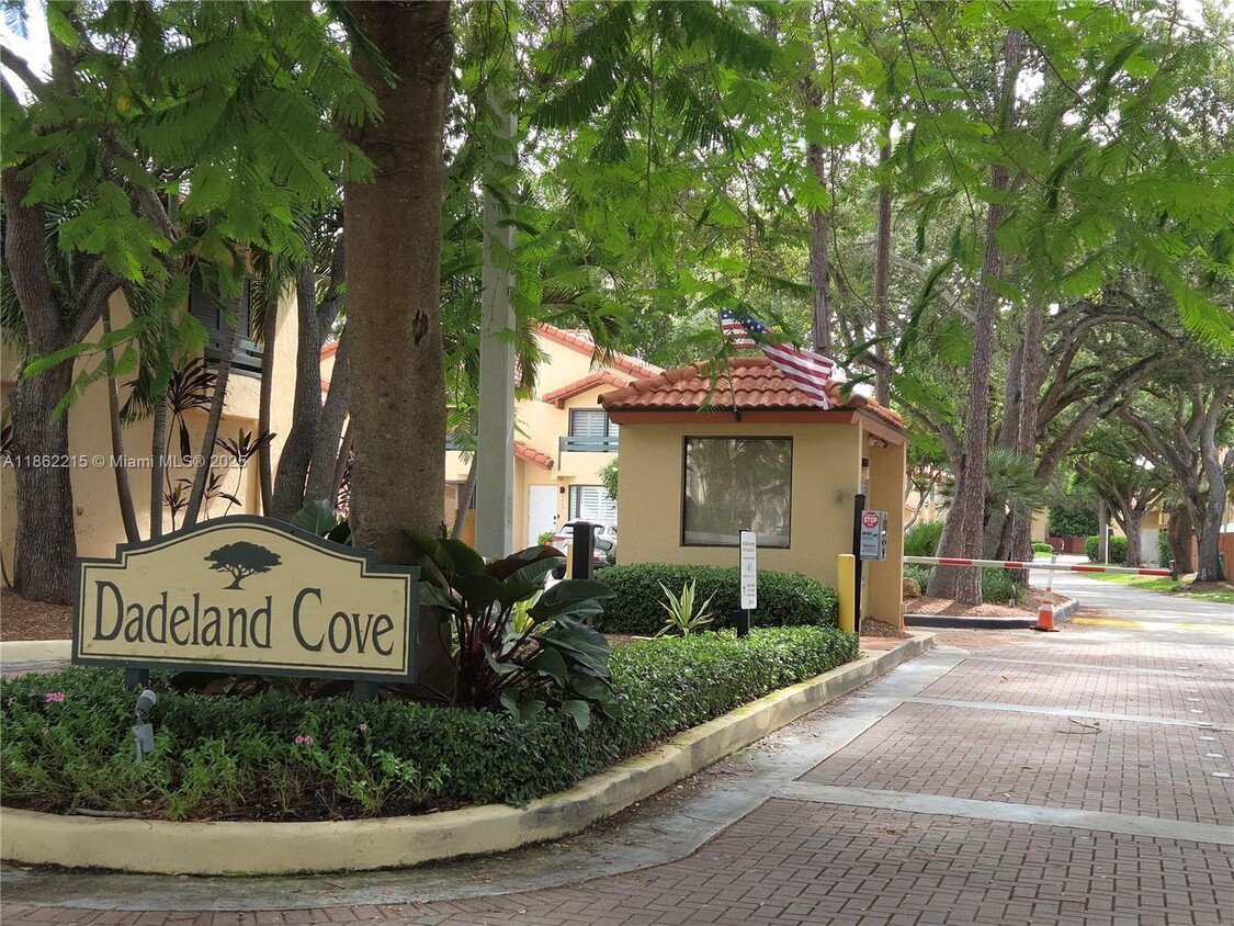 Foto principal - 7799 SW 102nd Ln