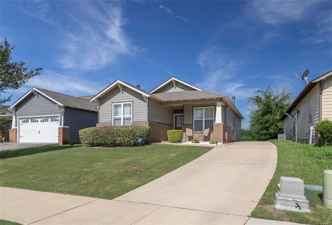Building Photo - 3909 Brookshire Way