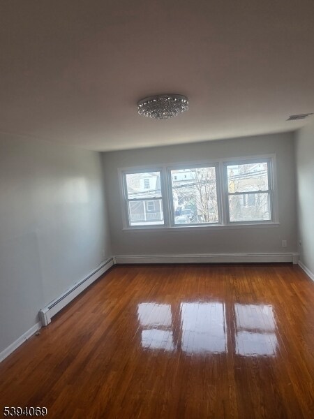 Foto del edificio - 369 Watsessing Ave