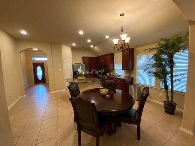 Foto del edificio - 28251 Chalet Park Dr