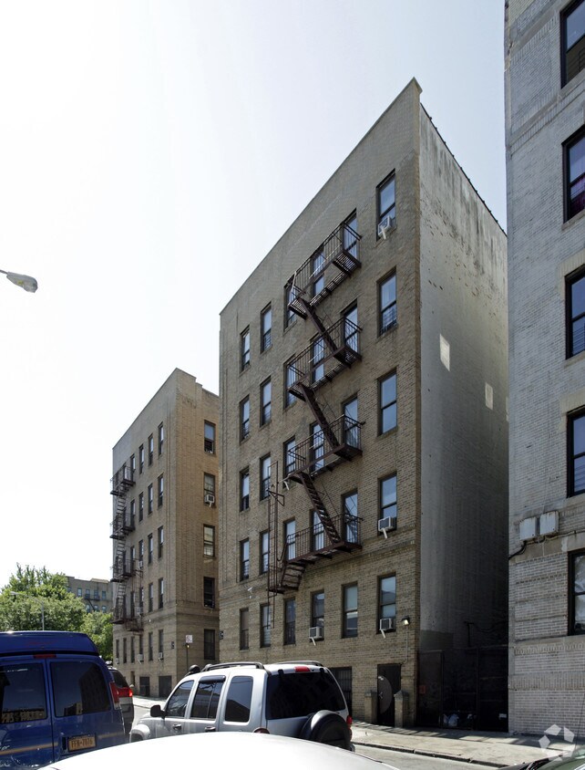 Foto del edificio - 450 E 184th St
