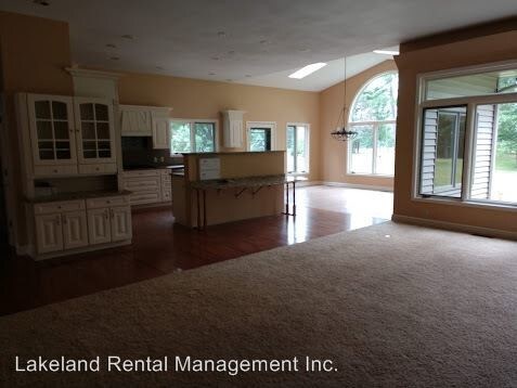 Foto del edificio - 4 br, 3.5 bath House - 1035 McKinley Blvd