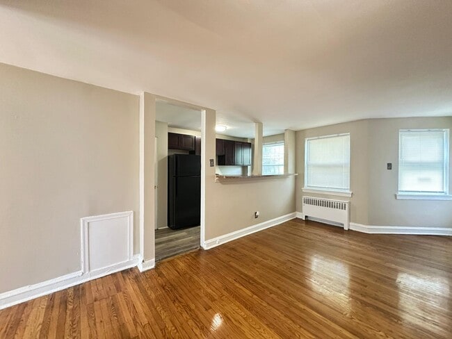 Building Photo - 6776 Blakemore St