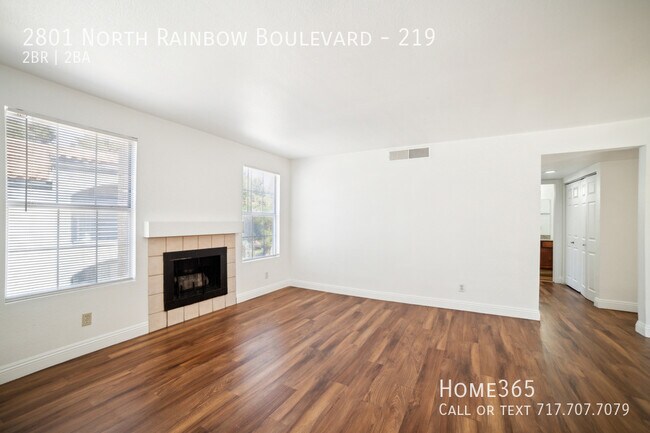 Building Photo - Beautiful 2 bed 2 bath Unit with Pool Access!