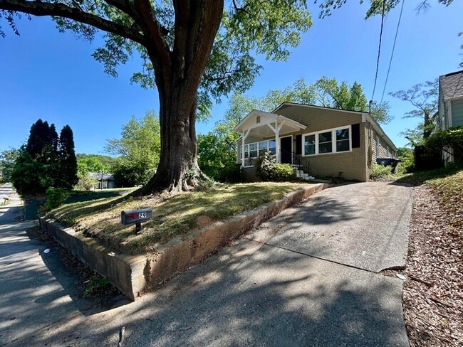 Photo - 29 Chappell Rd NW House