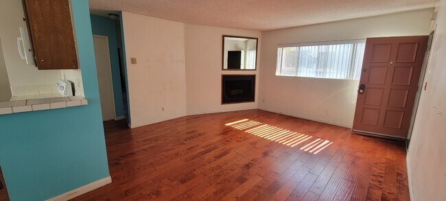 Foto del edificio - 32 18th Ave