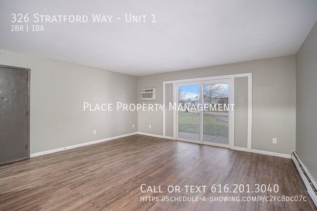 Foto del edificio - 326 Stratford Way Unit #1 - Main floor 2 B...