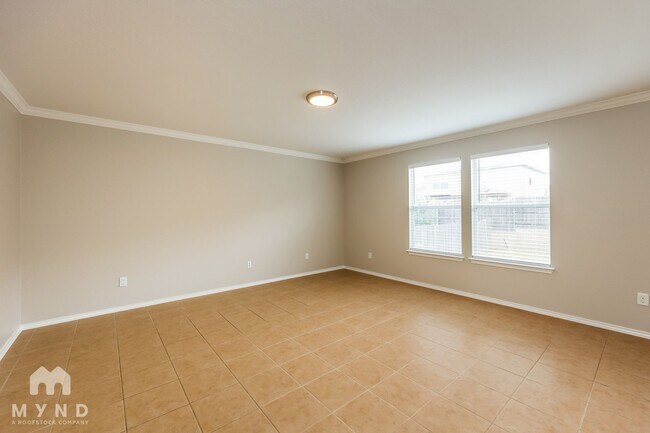 Foto del edificio - 11331 Fine Design